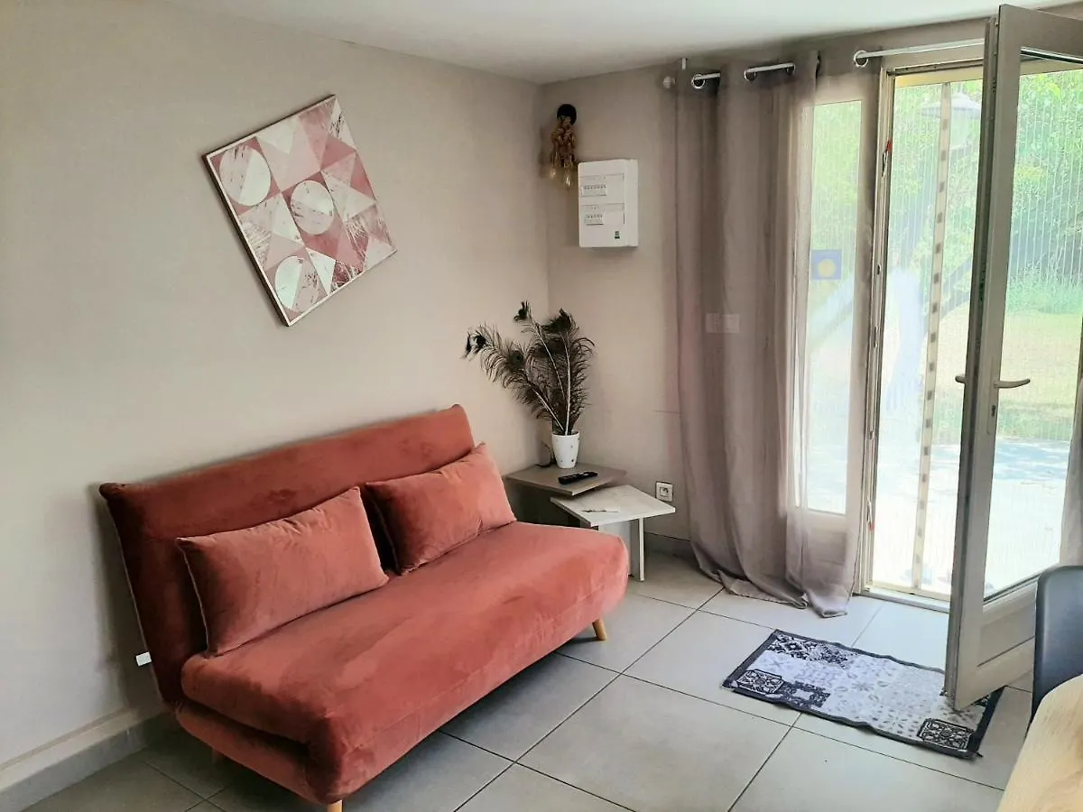 Gite De Charme Arles