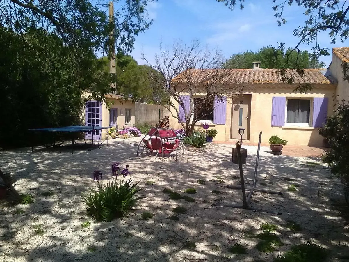 Gite De Charme Arles 0*,