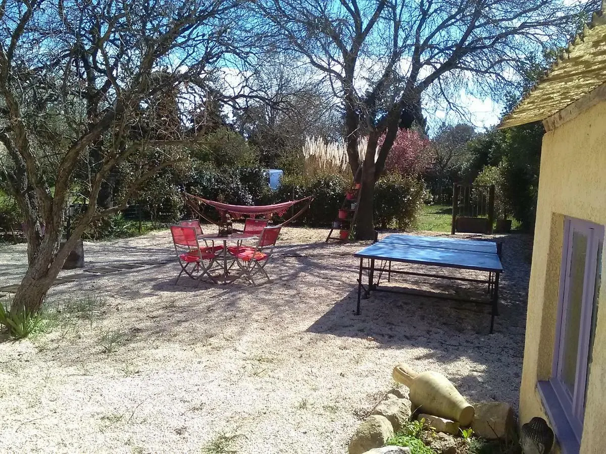 Country house Gite De Charme Arles